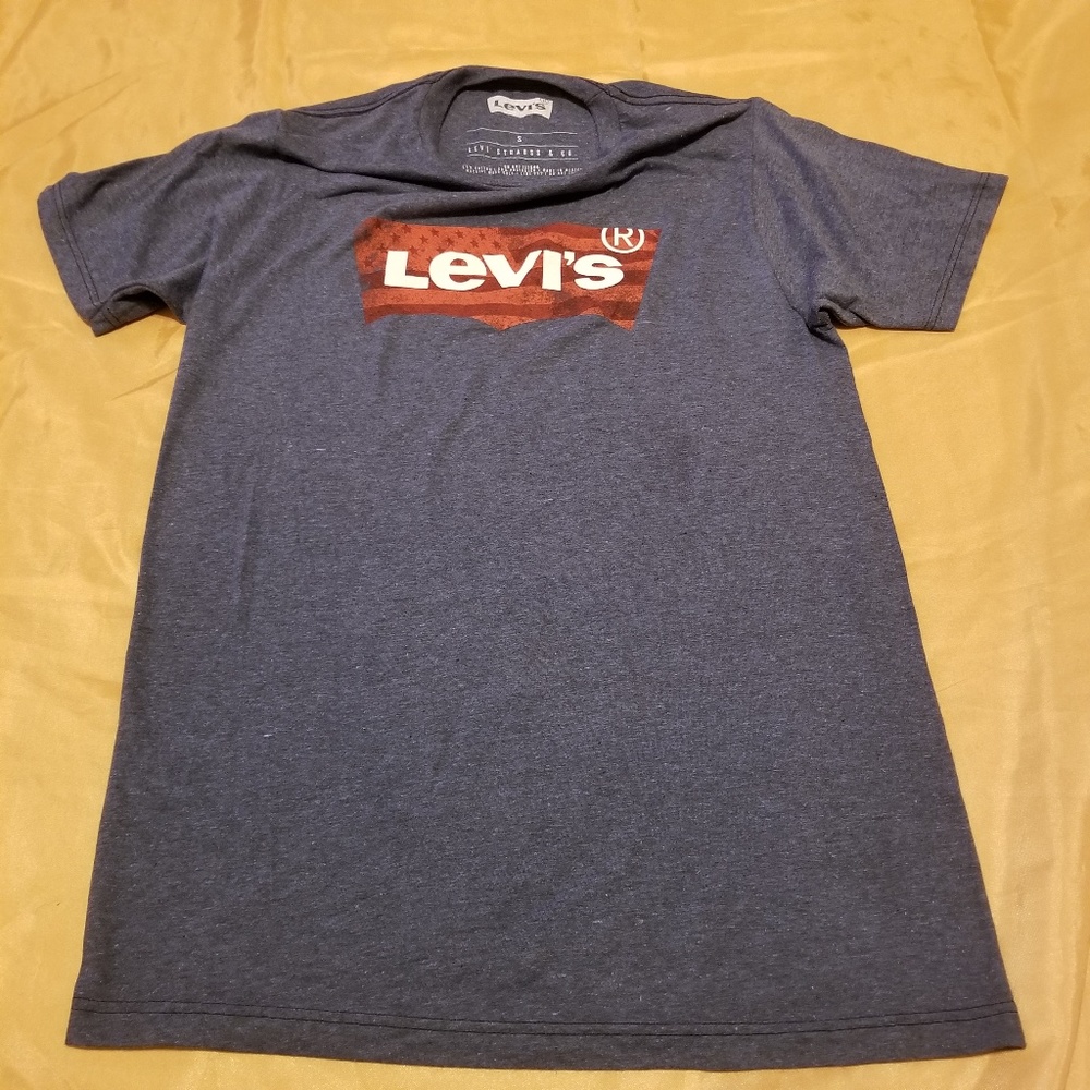 Levi's T-Shirt Women's Size Small